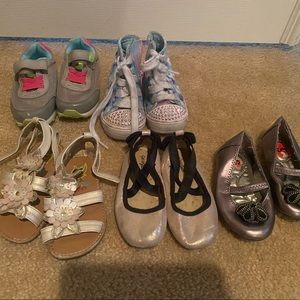 Toddler shoes size 6